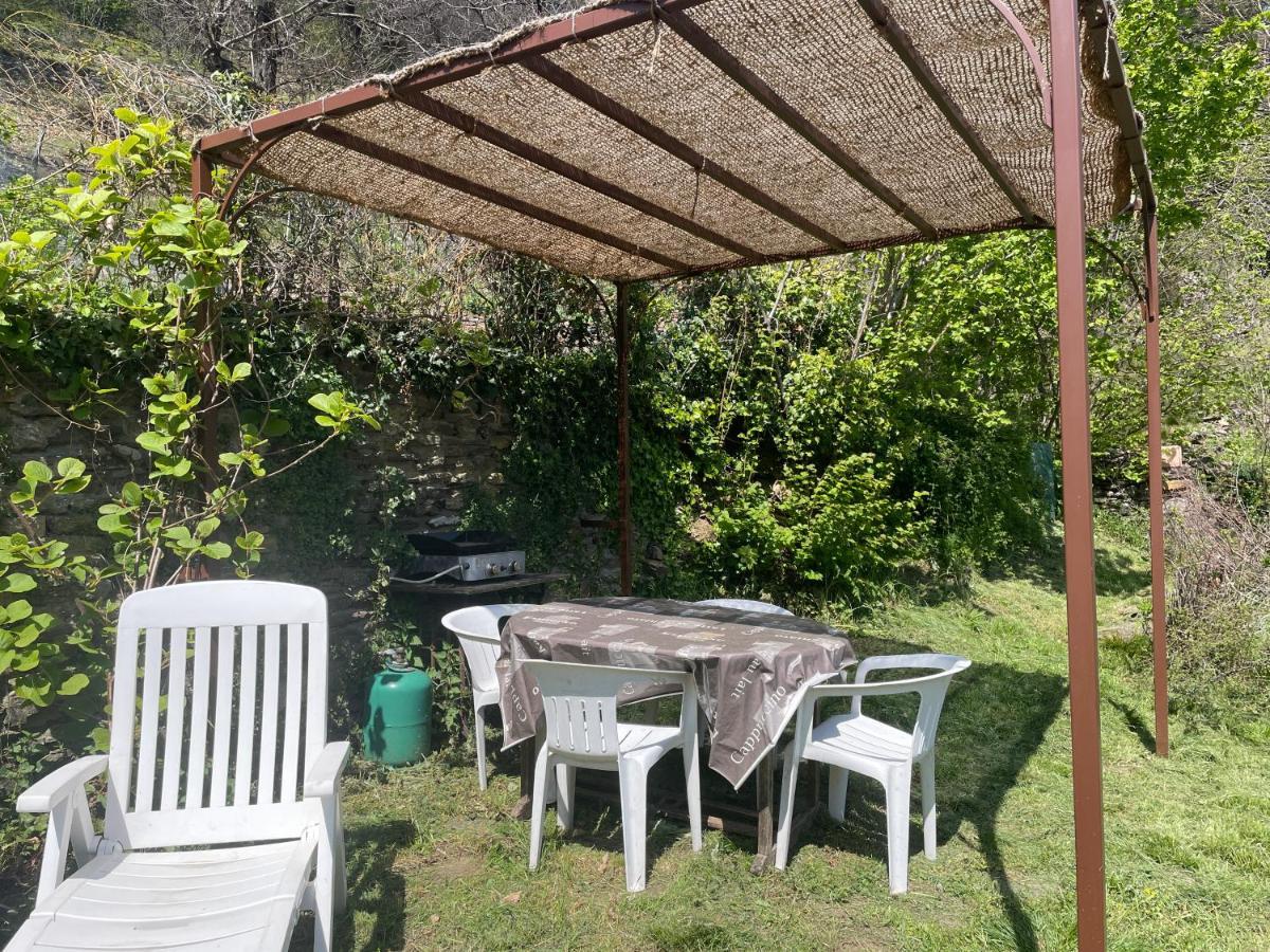 Charmant Petit Gite Au Coeur De L'Ardeche Saint-Melany 외부 사진