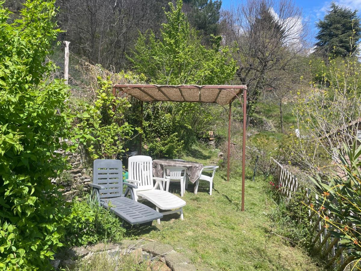 Charmant Petit Gite Au Coeur De L'Ardeche Saint-Melany 외부 사진